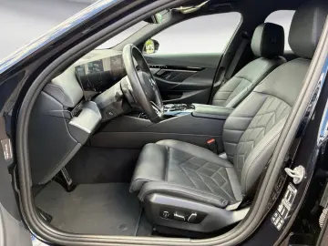 BMW 520d xDrive Limousine M Sportpaket Aktive Geschw