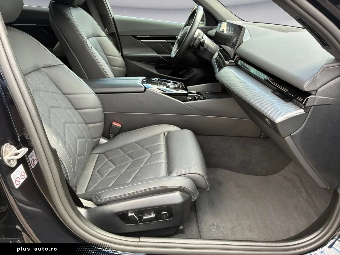 BMW 520d xDrive Limousine M Sportpaket Aktive Geschw