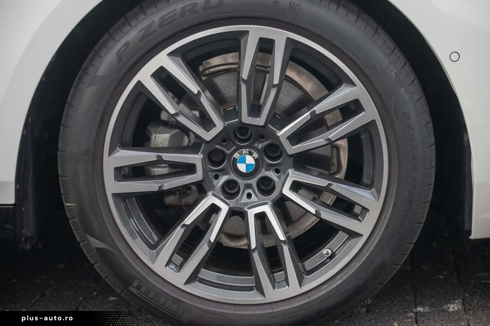 BMW 520d M Sportpaket harman kardon Navi Sitzhz RKam