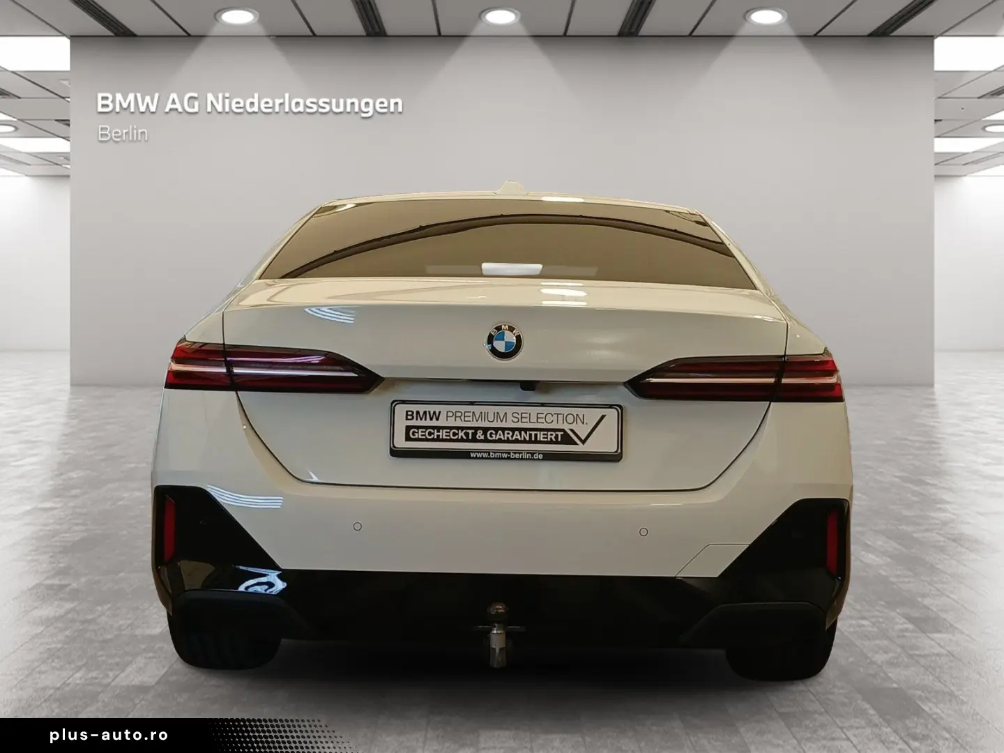 BMW 520i Lim. M Sport Leder LiCoPr B&W AHK DA  Cam.
