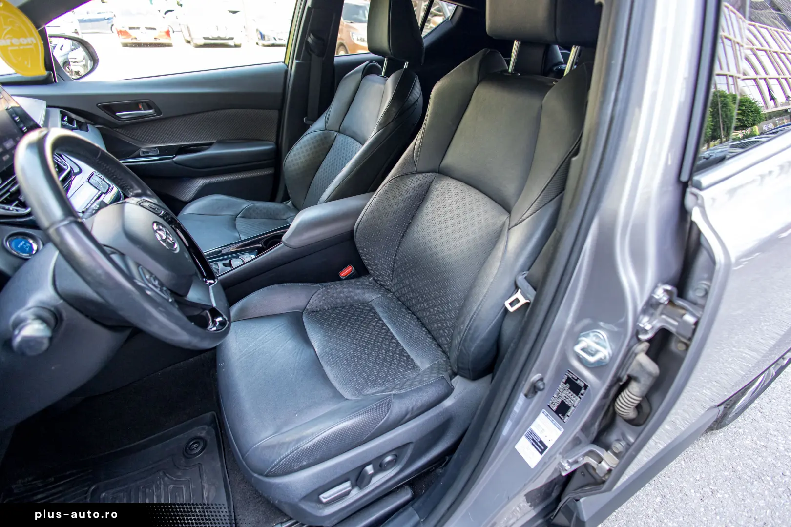 Toyota C-HR C-Lassy