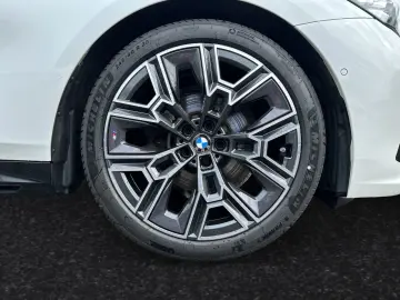 BMW 520d Inkl. € 1.190 Zubehörbonus M Sport Pano 20