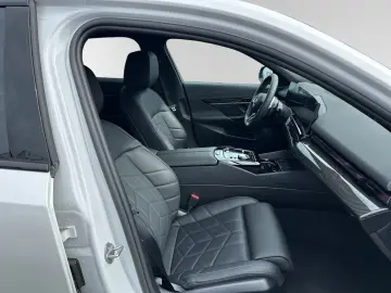 BMW 520d Inkl. € 1.190 Zubehörbonus M Sport Pano 20