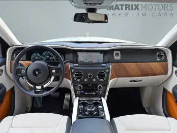 Rolls-Royce Cullinan BeSpoke Audio Massage