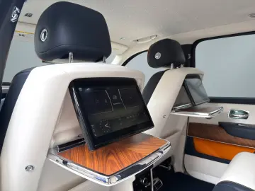 Rolls-Royce Cullinan BeSpoke Audio Massage