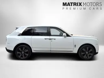 Rolls-Royce Cullinan BeSpoke Audio Massage