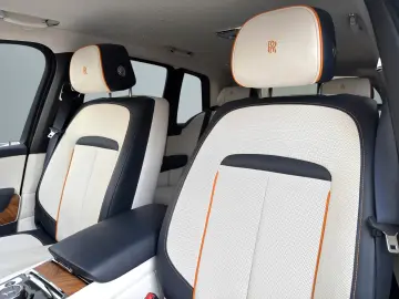 Rolls-Royce Cullinan BeSpoke Audio Massage