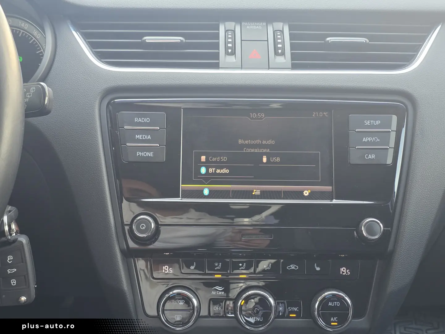 Skoda Octavia Ambition 1.6TDI 115CP DSG