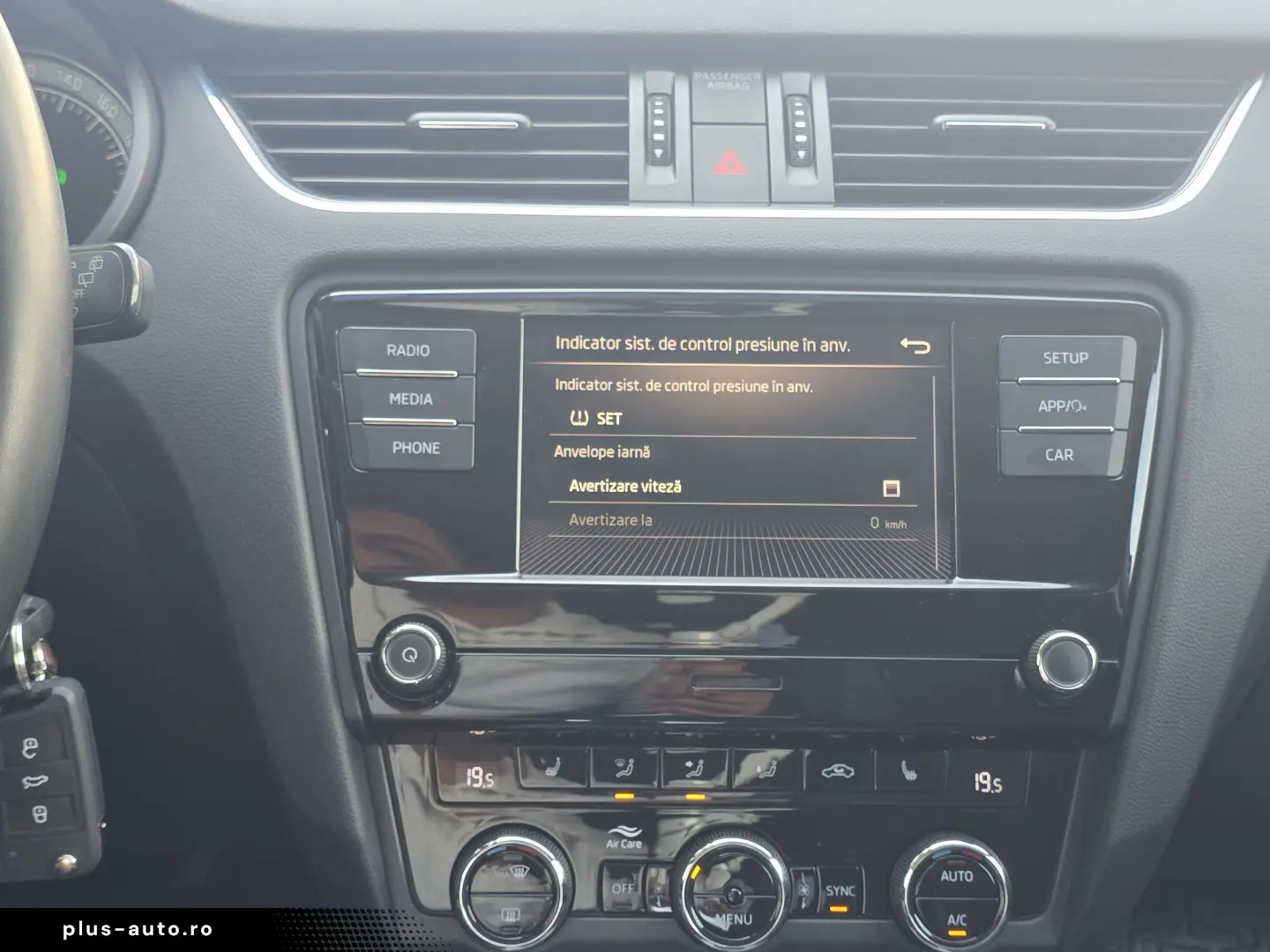 Skoda Octavia Ambition 1.6TDI 115CP DSG