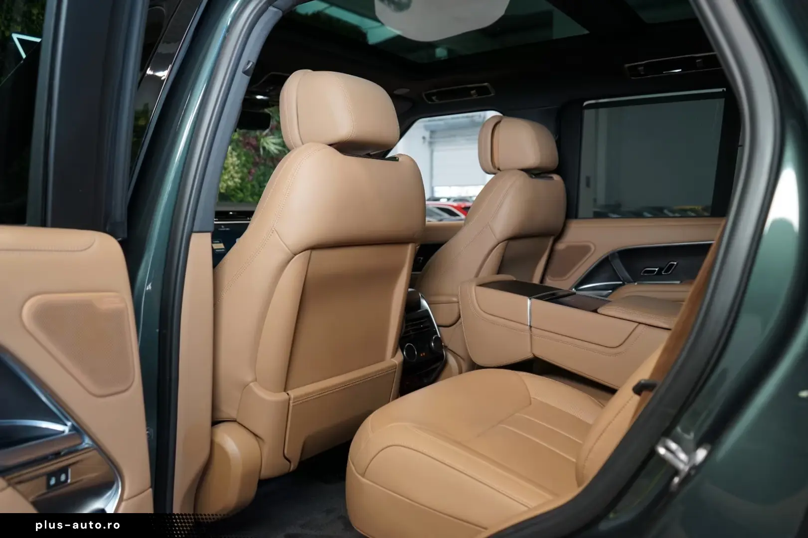 Land Rover P530 AUTOBIOGRAPHY MERIDIAN3D