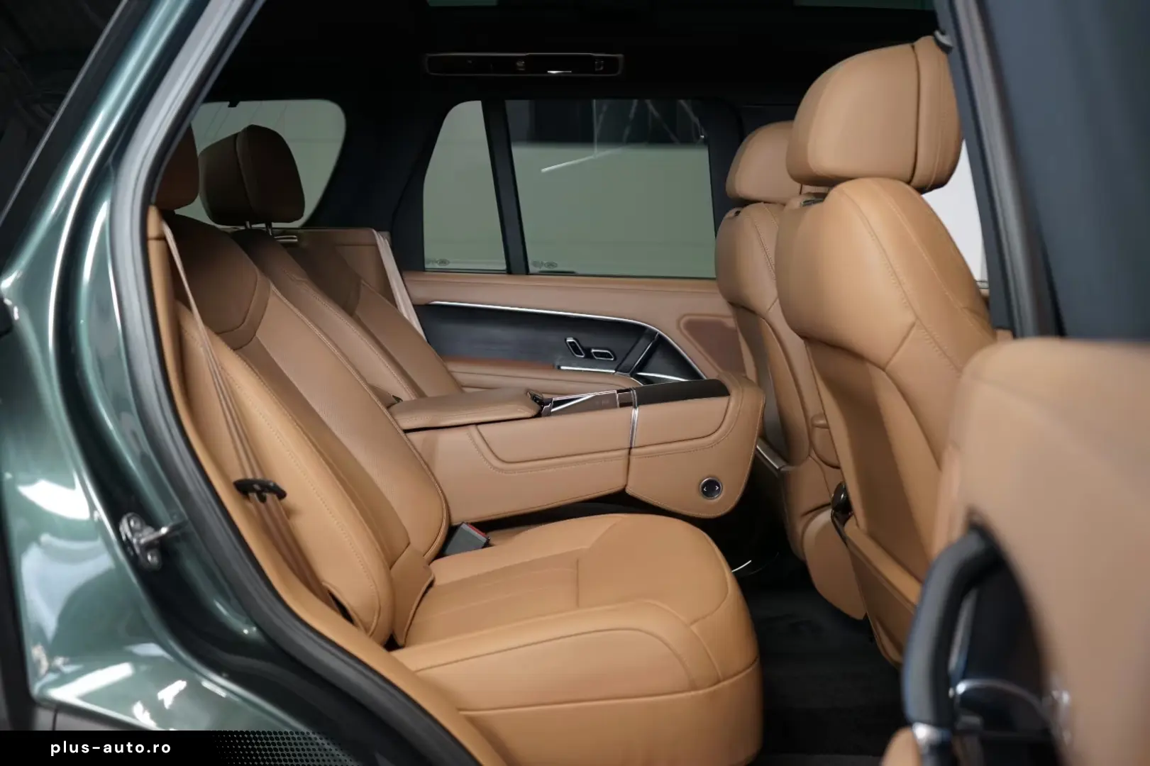 Land Rover P530 AUTOBIOGRAPHY MERIDIAN3D