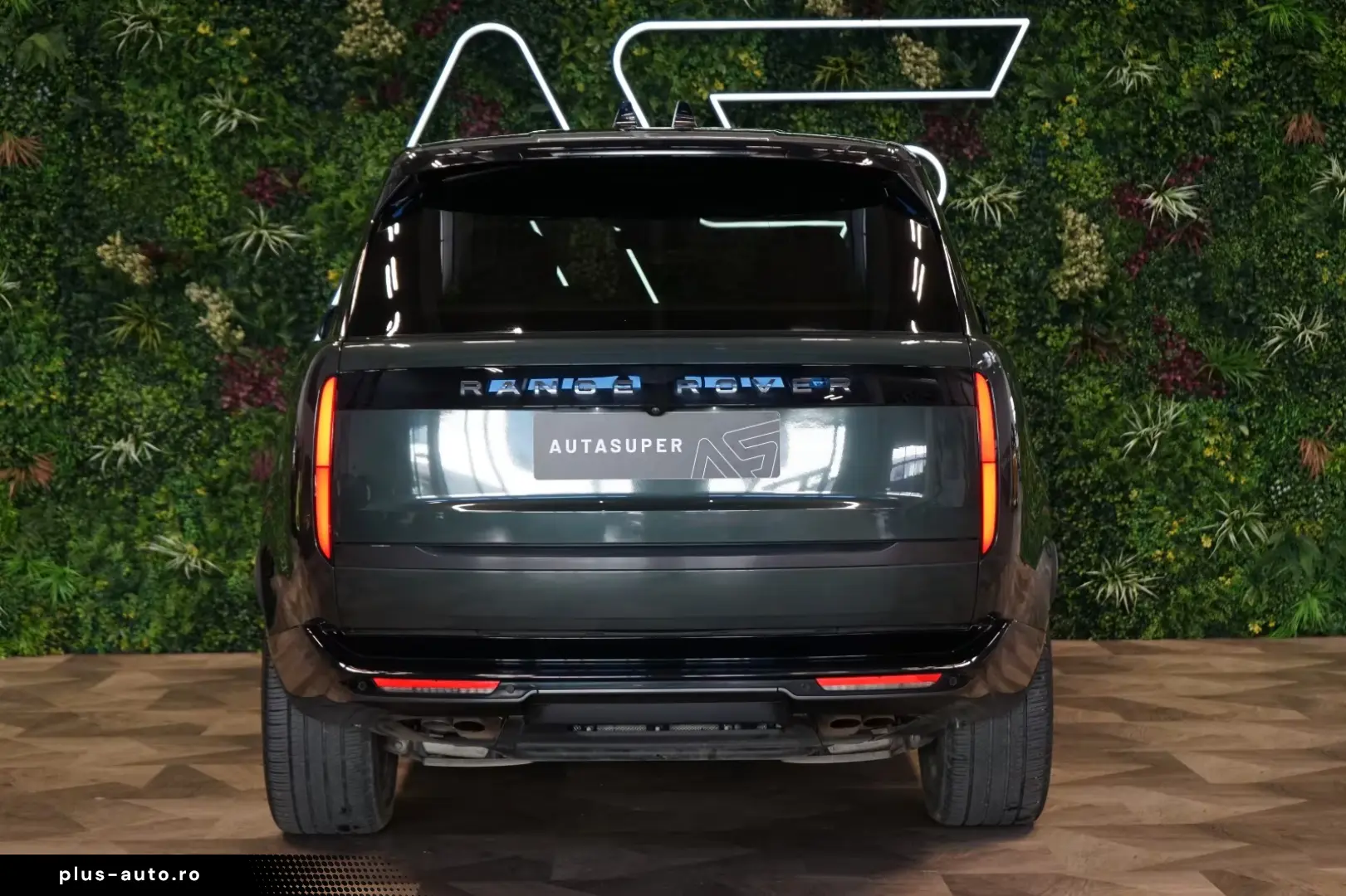 Land Rover P530 AUTOBIOGRAPHY MERIDIAN3D