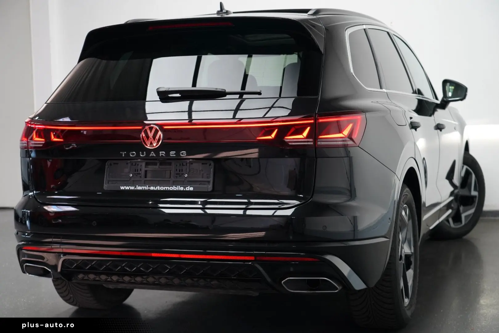 VW Touareg 3.0TDI 4M R-Line PANO LUFT HUD 360 AHK