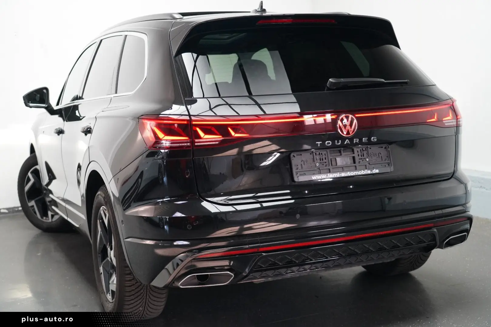 VW Touareg 3.0TDI 4M R-Line PANO LUFT HUD 360 AHK