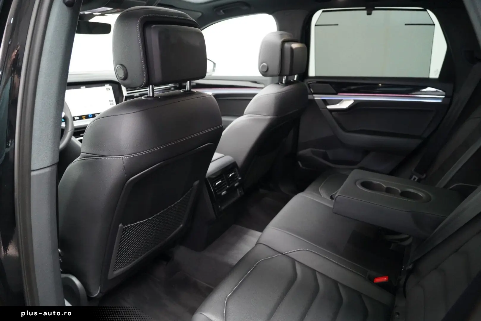 VW Touareg 3.0TDI 4M R-Line PANO LUFT HUD 360 AHK