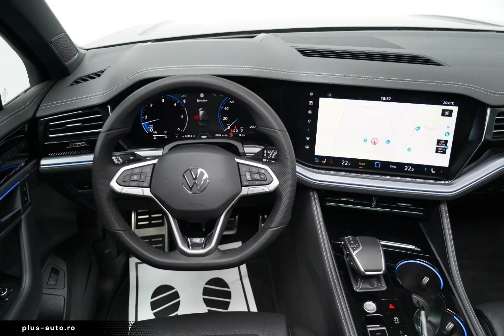 VW Touareg 3.0TDI 4M R-Line PANO LUFT HUD 360 AHK