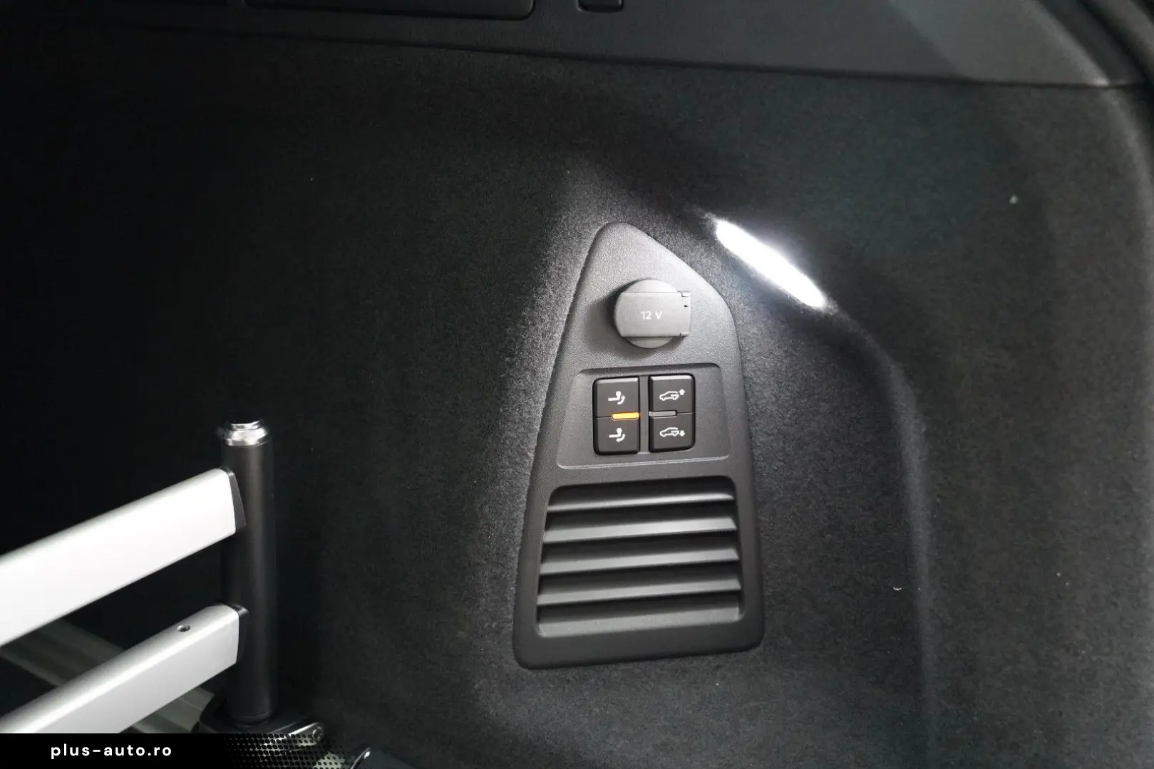 VW Touareg 3.0TDI 4M R-Line PANO LUFT HUD 360 AHK