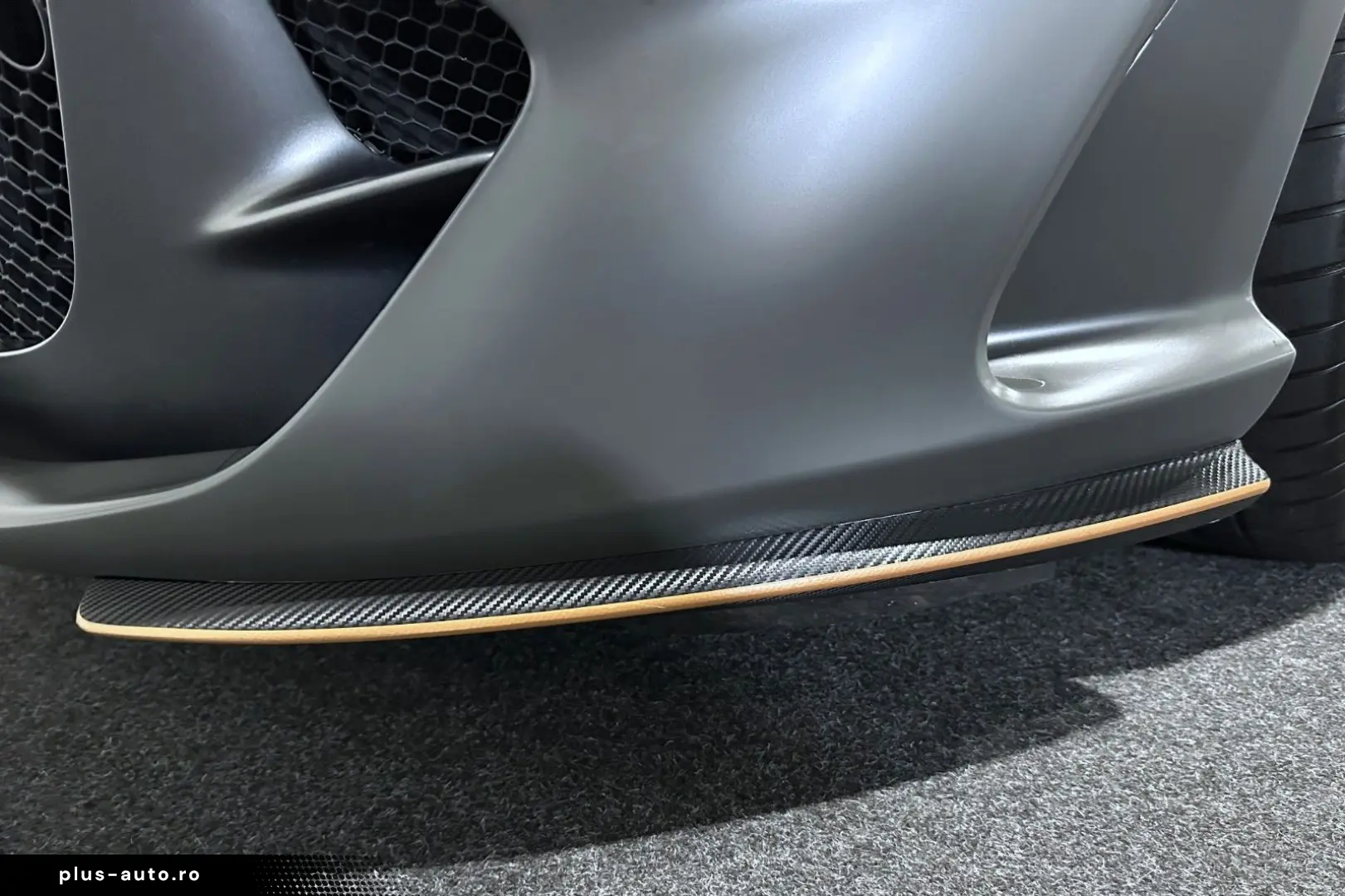 FERRARI 812 GTS   1. Hand   Lift   Carbon   ADAS