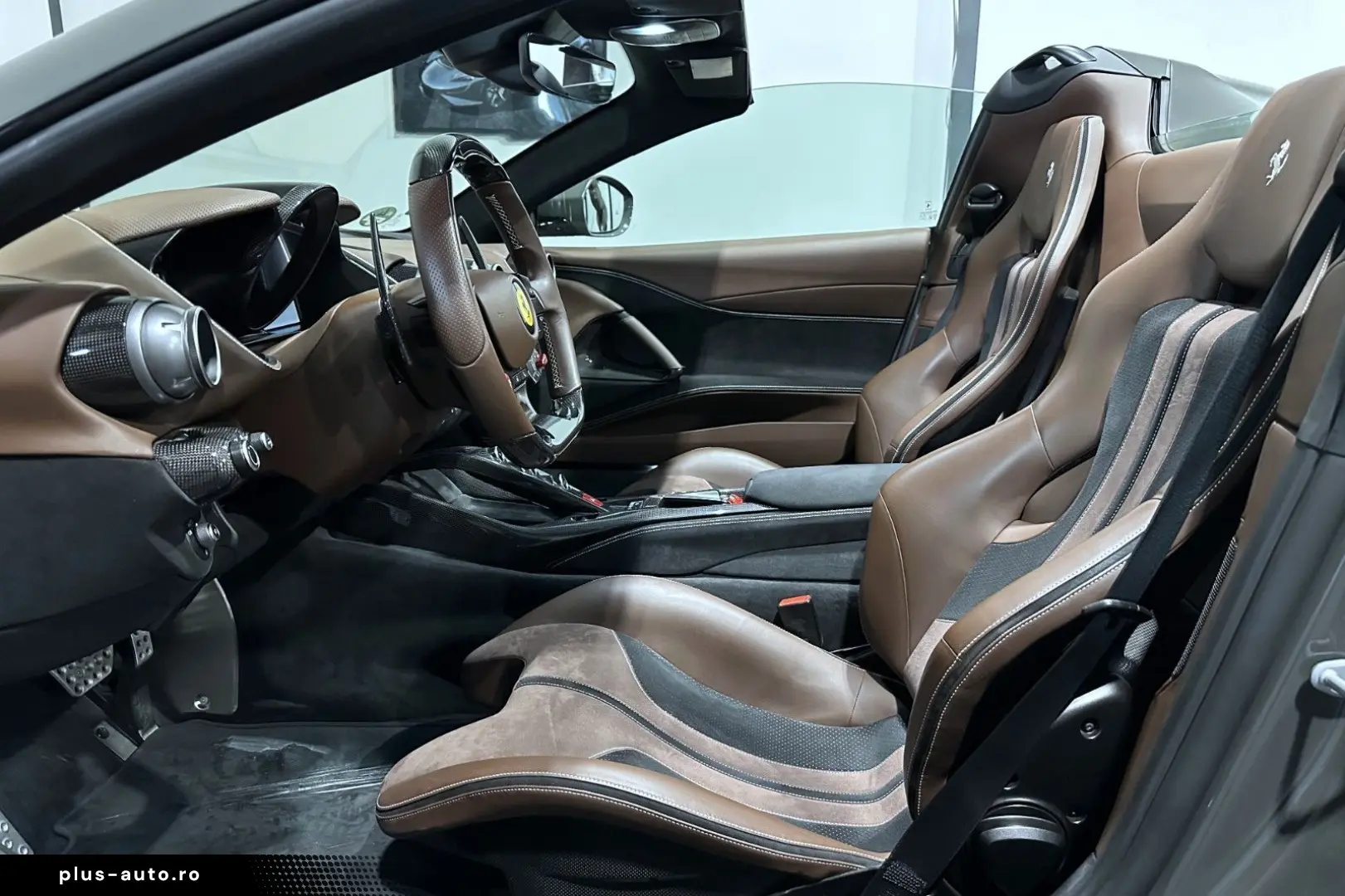 FERRARI 812 GTS   1. Hand   Lift   Carbon   ADAS