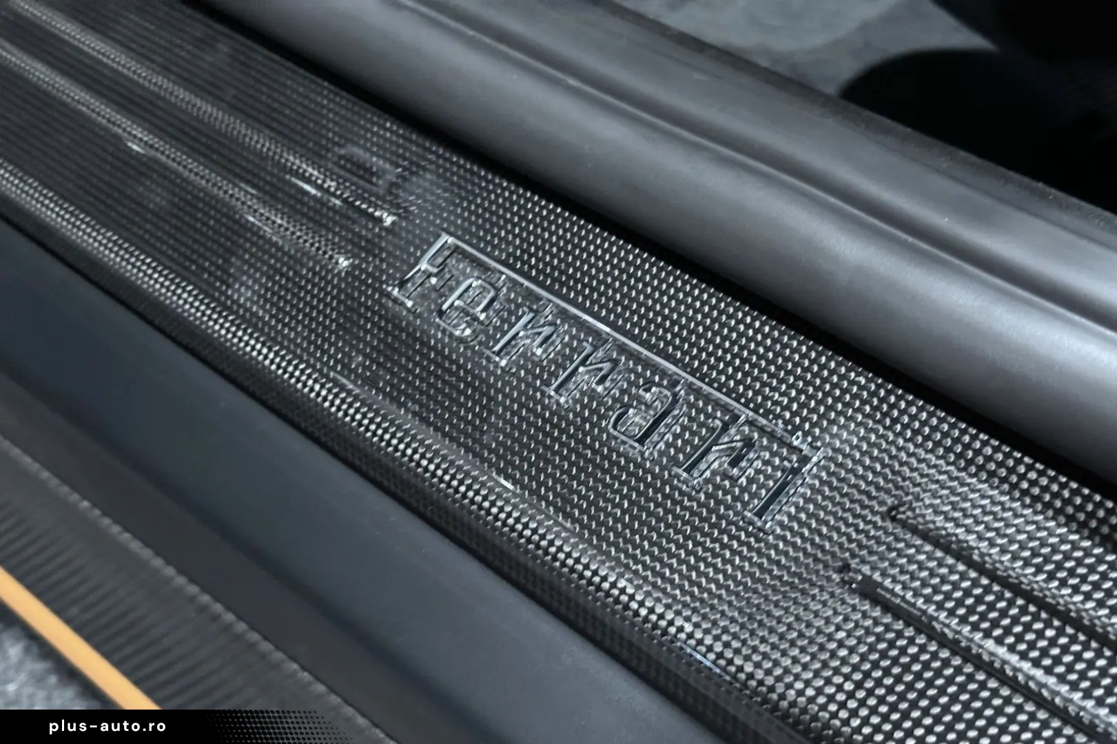 FERRARI 812 GTS   1. Hand   Lift   Carbon   ADAS