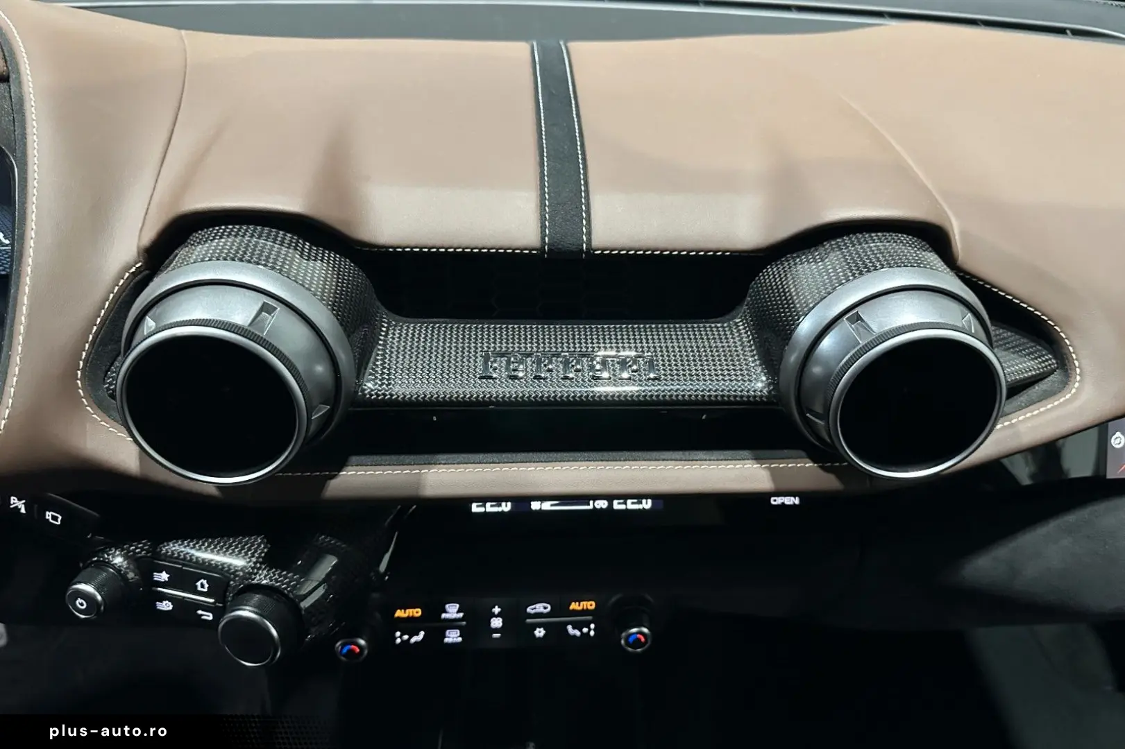 FERRARI 812 GTS   1. Hand   Lift   Carbon   ADAS