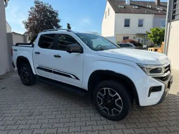 VW Amarok 3.0 PanAmericana mit LED AHK ACC 360