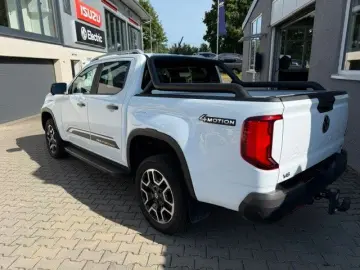 VW Amarok 3.0 PanAmericana mit LED AHK ACC 360
