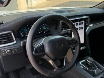 VW Amarok 3.0 PanAmericana mit LED AHK ACC 360