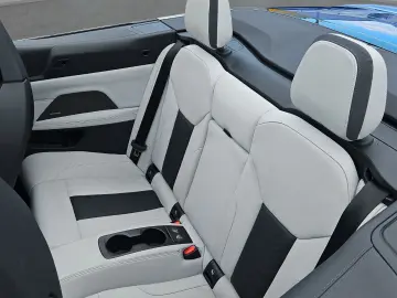 BMW M4 Cabrio xDrive Competition Laser H&K 20