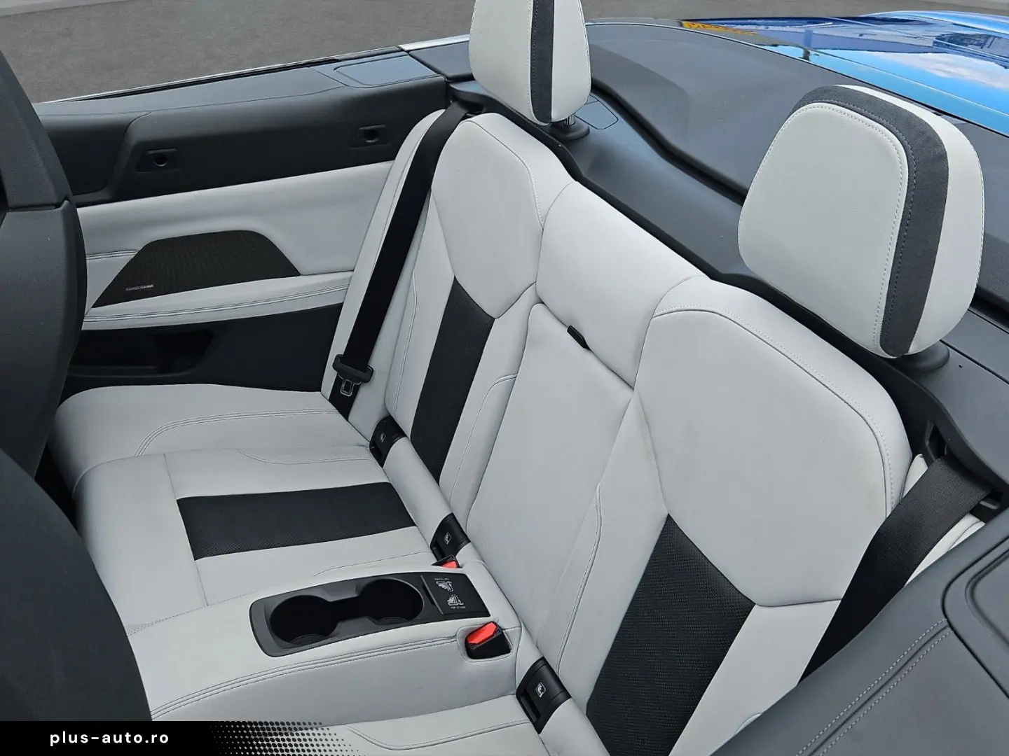 BMW M4 Cabrio xDrive Competition Laser H&K 20