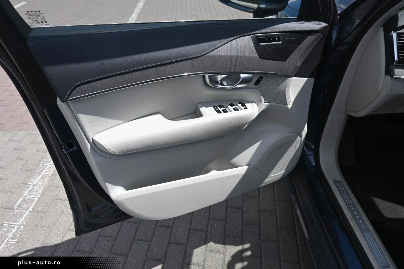 VOLVO XC90B5 D Plus Bright AWD 360  Alarm FSHZG STHZG