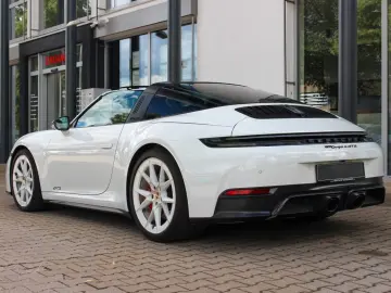 Porsche 992 Targa 4 GTS   BURMESTER   MATRIX