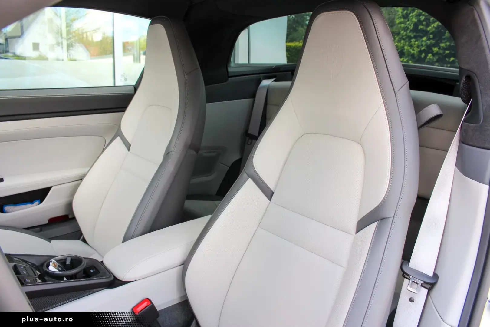 Porsche 992 Targa 4 GTS   BURMESTER   MATRIX