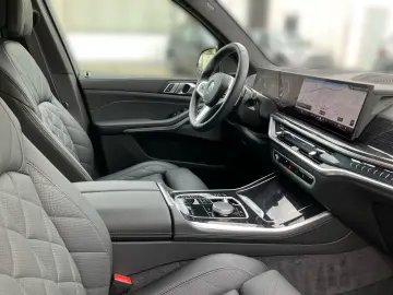 BMW X5 xDrive30d M Sport Pro HUD Pano AHK 22´´ STH