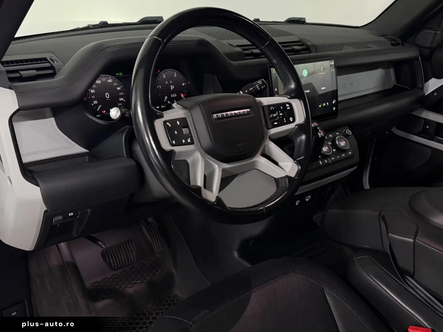 LAND ROVER Defender 110 X-Dynamic HSE PANO 360 6-SITZER