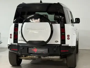LAND ROVER Defender 110 X-Dynamic HSE PANO 360 6-SITZER