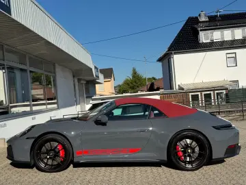 Porsche 992 .2 Carrerra 4 GTS Sport-Design Lift