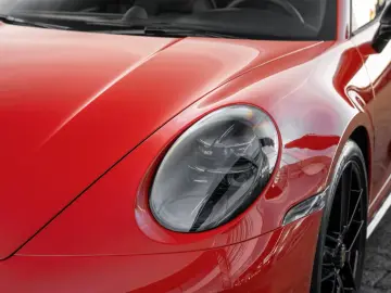 Porsche 992 911 Carrera 4 GTS Cabriolet