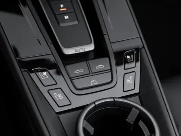 Porsche 992 911 Carrera 4 GTS Cabriolet