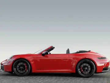 Porsche 992 911 Carrera 4 GTS Cabriolet