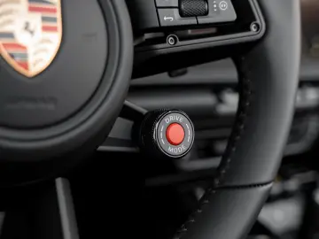 Porsche 992 911 Carrera 4 GTS Cabriolet