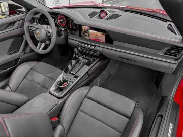 Porsche 992 911 CARRERA 4GTS CABRIOLET