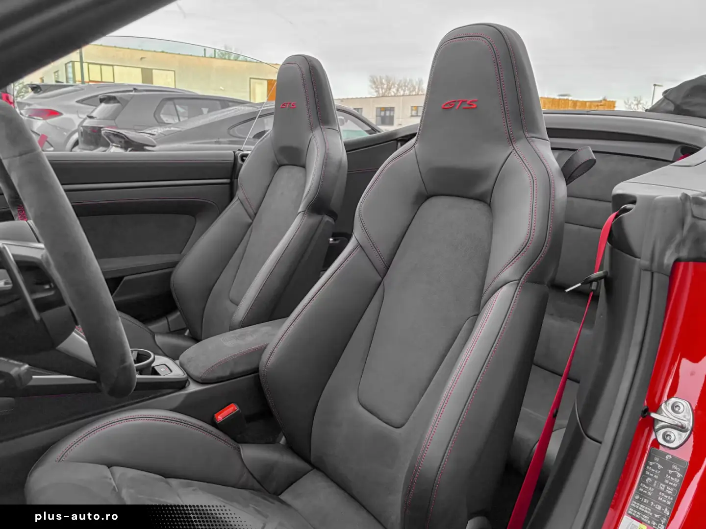 Porsche 992 911 CARRERA 4GTS CABRIOLET