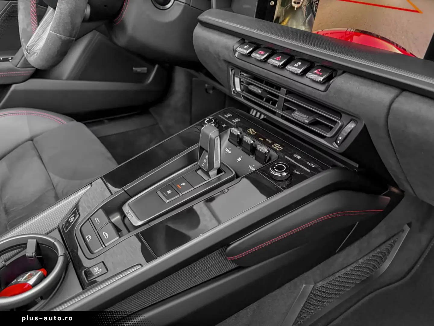Porsche 992 911 CARRERA 4GTS CABRIOLET