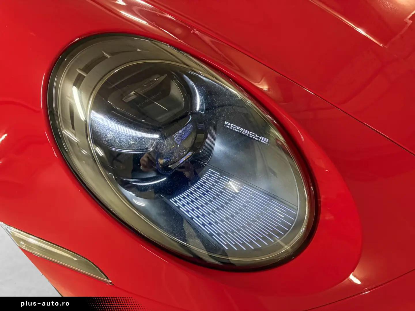 Porsche 992 911 CARRERA 4GTS CABRIOLET