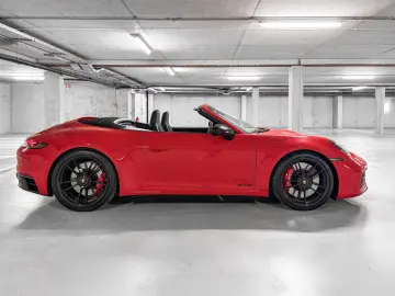 Porsche 992 911 CARRERA 4GTS CABRIOLET