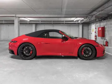 Porsche 992 911 CARRERA 4GTS CABRIOLET