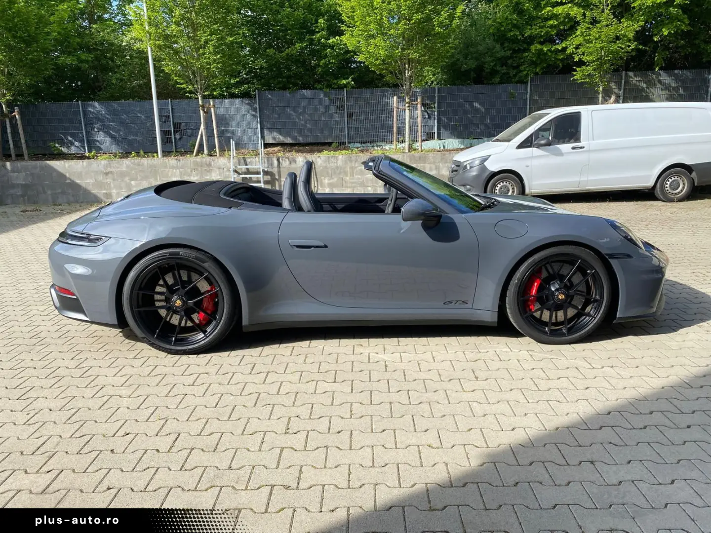 Porsche 992 GTS4 Cabriolet Lifting Sitzklima BOSE