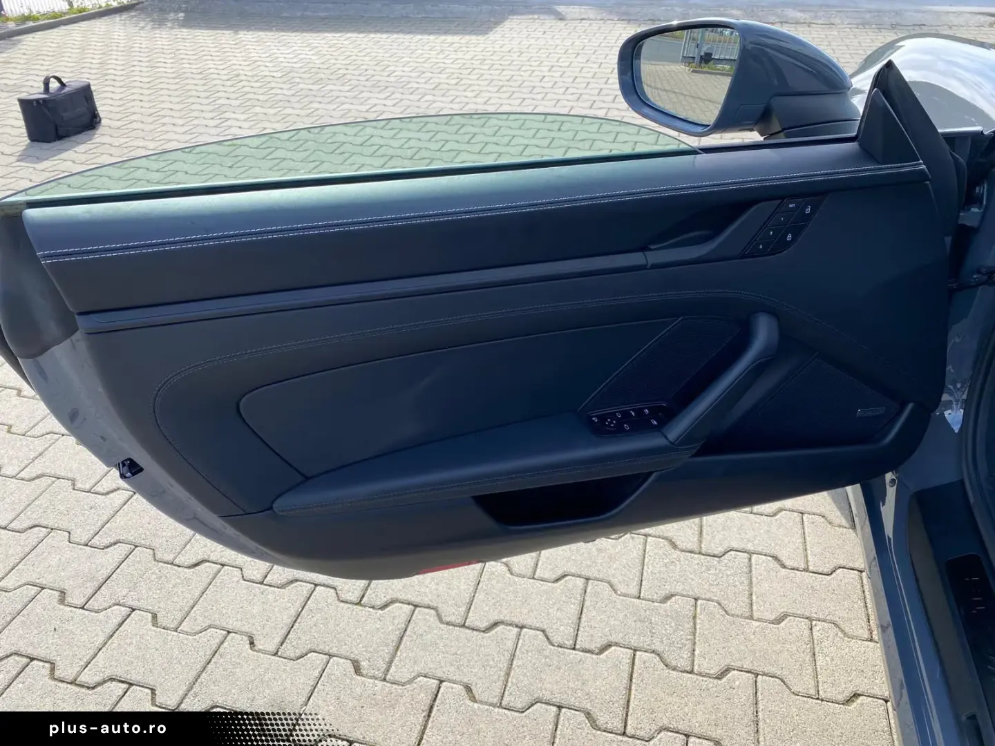 Porsche 992 GTS4 Cabriolet Lifting Sitzklima BOSE