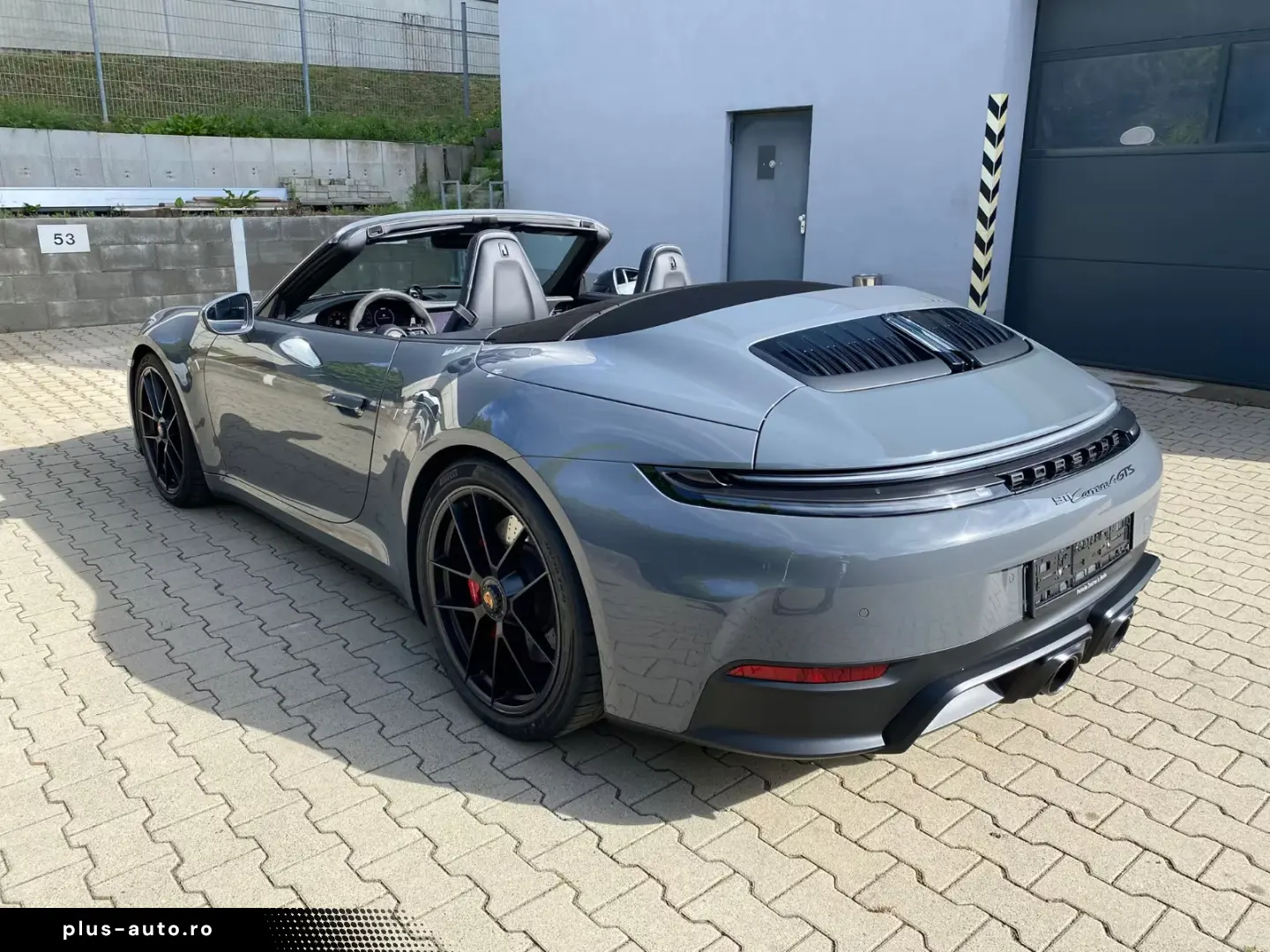 Porsche 992 GTS4 Cabriolet Lifting Sitzklima BOSE